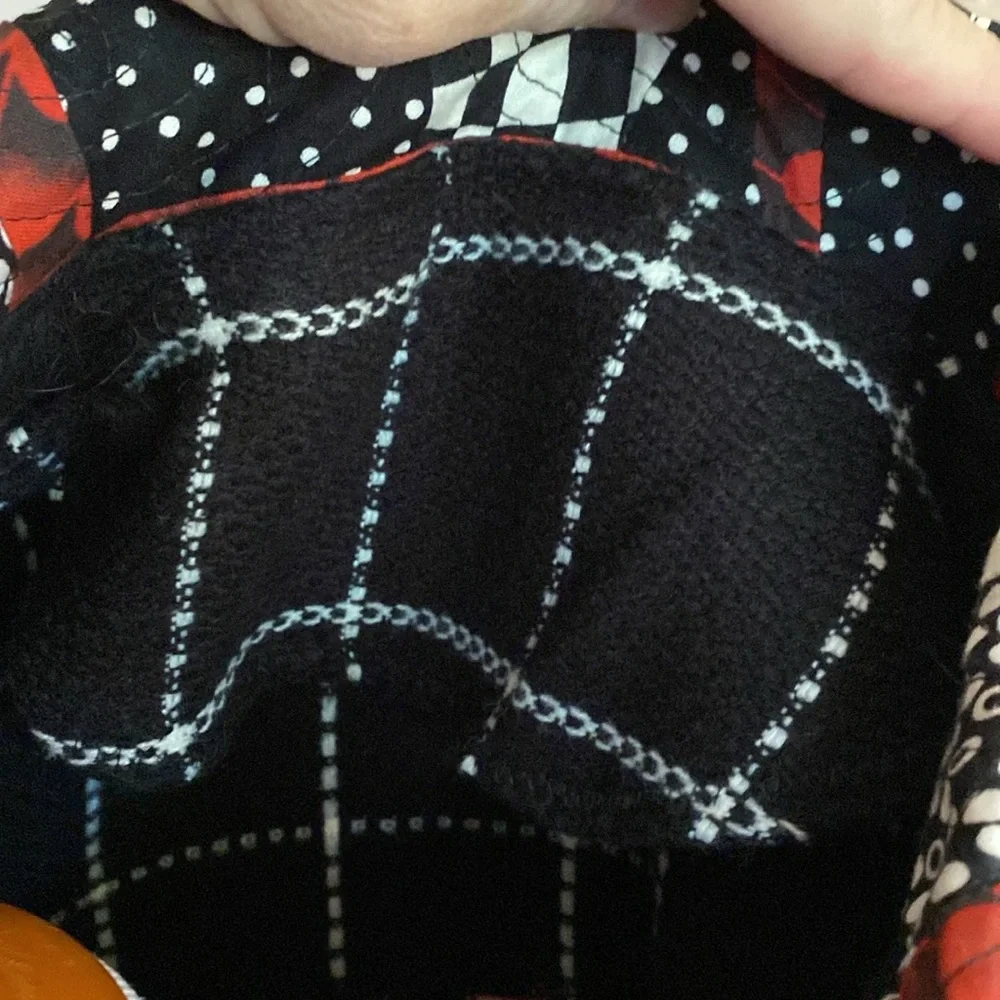 ARTISAN made jacket. Short swing style. Black checked wool blend w cotton accent - Picture 10 of 12